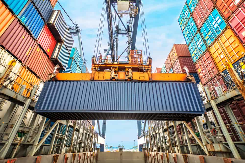 Navigating the Shifting Tides: America’s Ambition to Reclaim Maritime Might in a China-Dominated Era